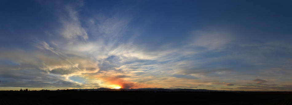 Wildfire Smoke Cirrus Cloud Red Sunset Panoramic